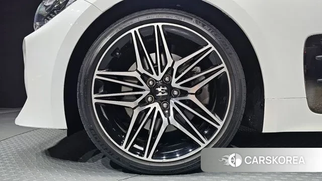 Kia Stinger Meister id 3054432 из Кореи 15