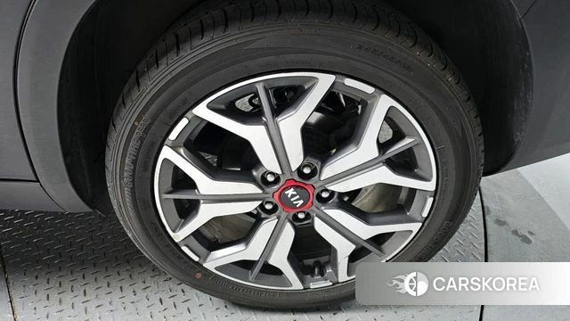 Kia Seltos id 3801231 из Кореи 15