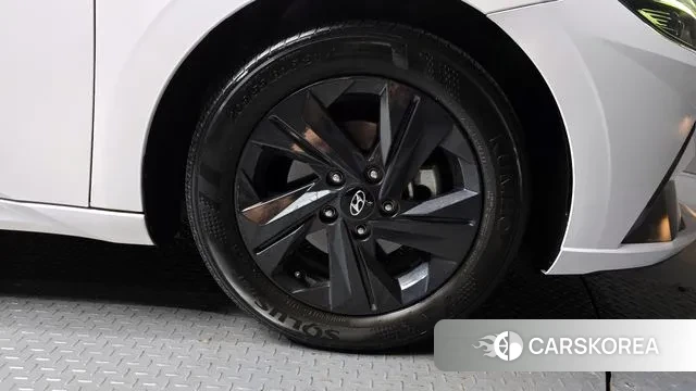 Hyundai Avante (CN7) id 2989166 из Кореи 15