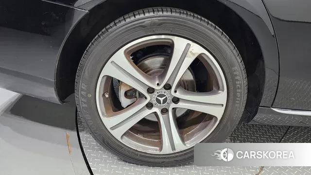 Mercedes-Benz E-Class W213 id 3033919 из Кореи 15