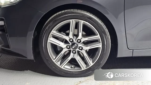 Kia Come New K3 id 3723686 из Кореи 15