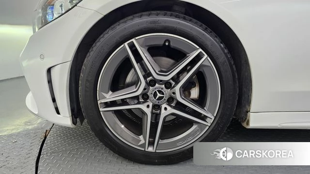 Mercedes-Benz C-Class W205 id 4303962 из Кореи 26