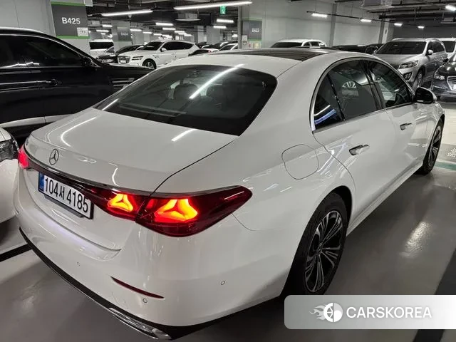 Mercedes-Benz E-Class W214 2025 Белый из Кореи, фото 6