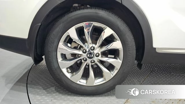 Kia The New Sorento id 4371583 из Кореи 29