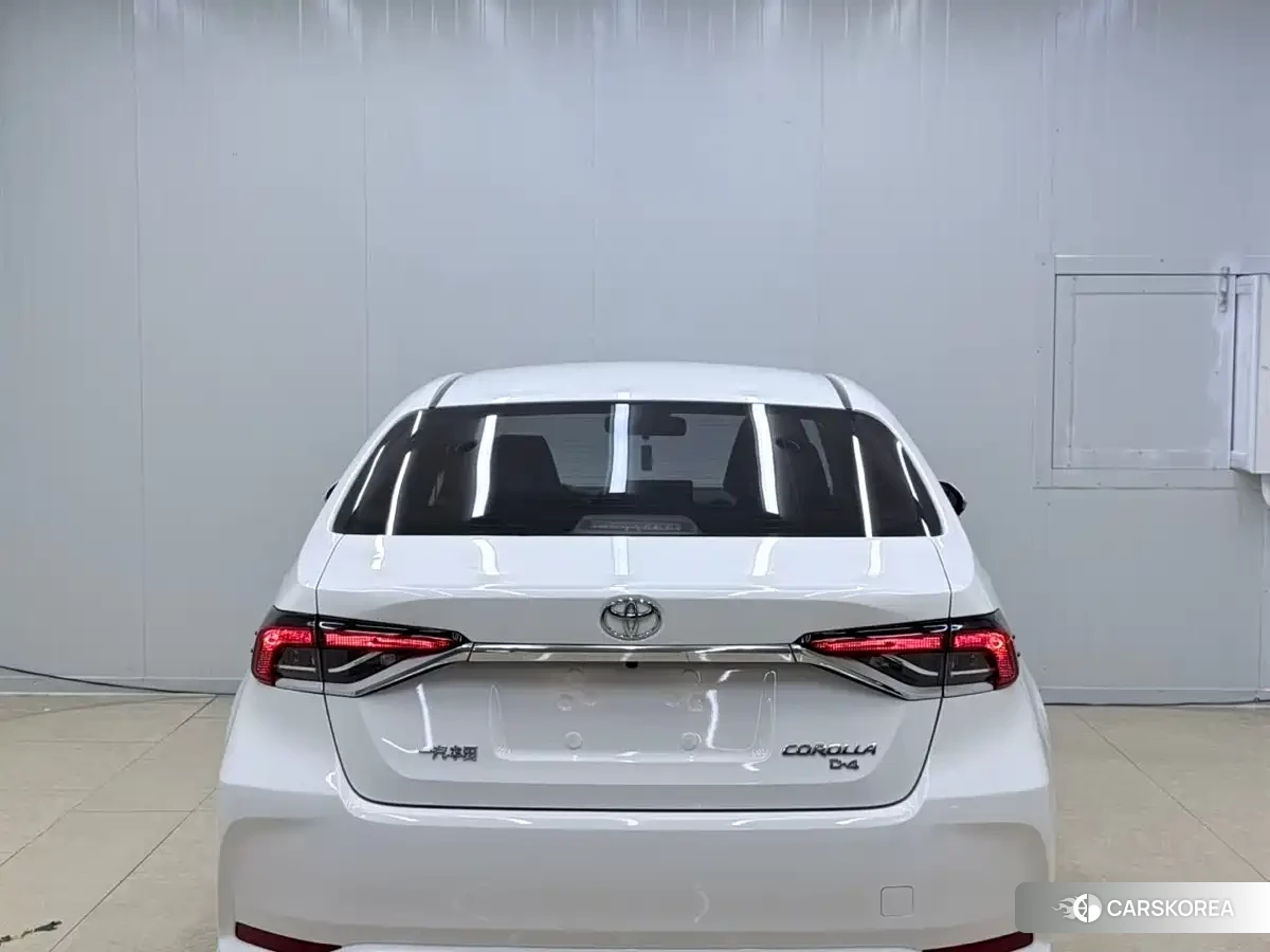 Toyota Corolla id 4565301 из Китая 21