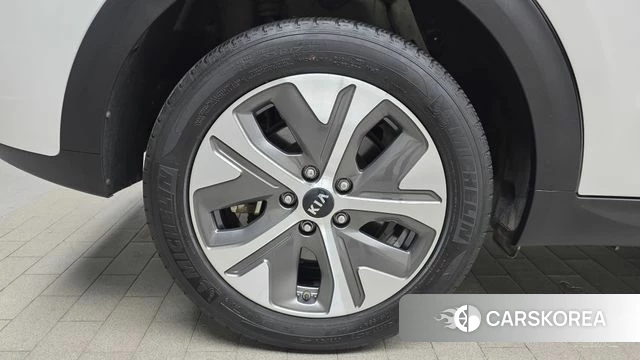 Kia Niro EV id 4304214 из Кореи 25