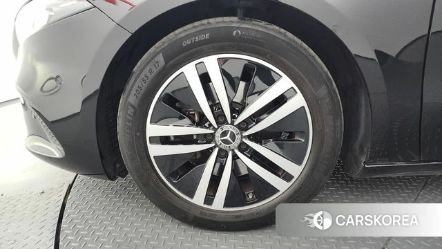 Mercedes-Benz A-Class W177 id 3965516 из Кореи 15