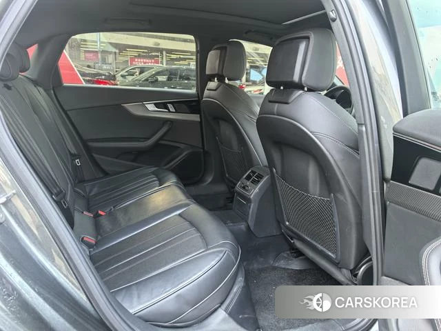 Audi A4L id 4257200 из Китая 21
