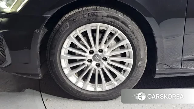 Audi A6 (C8) id 3621797 из Кореи 15