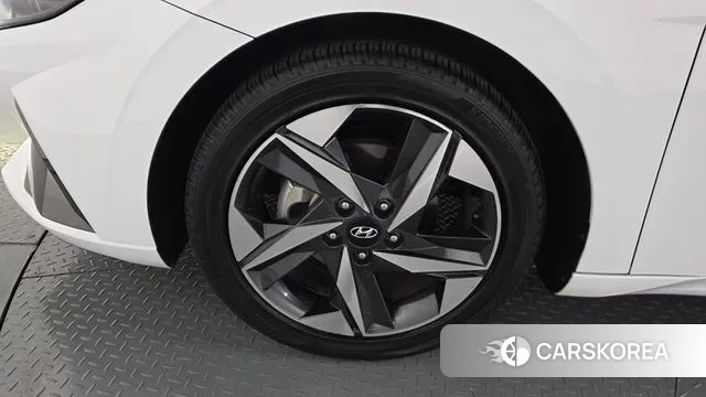 Hyundai Avante (CN7) id 3389853 из Кореи 15