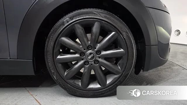 Mini Cooper S id 3692388 из Кореи 15