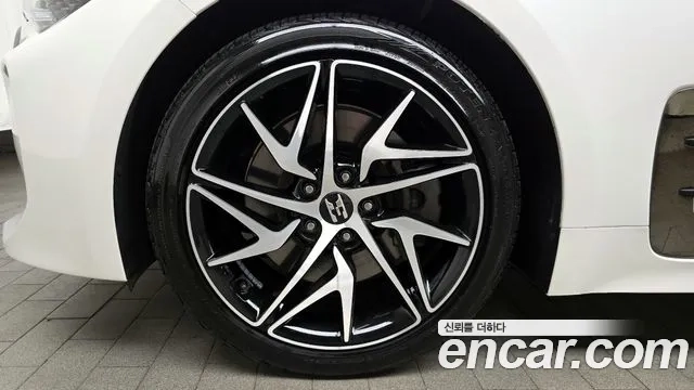 Kia Stinger Meister id 2916496 из Кореи 15