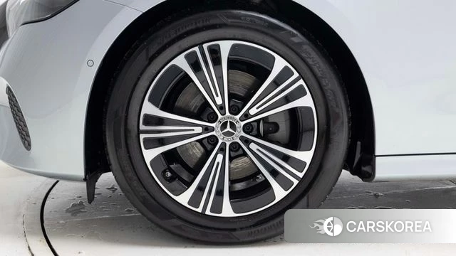 Mercedes-Benz E-Class W214 id 3963390 из Кореи 14