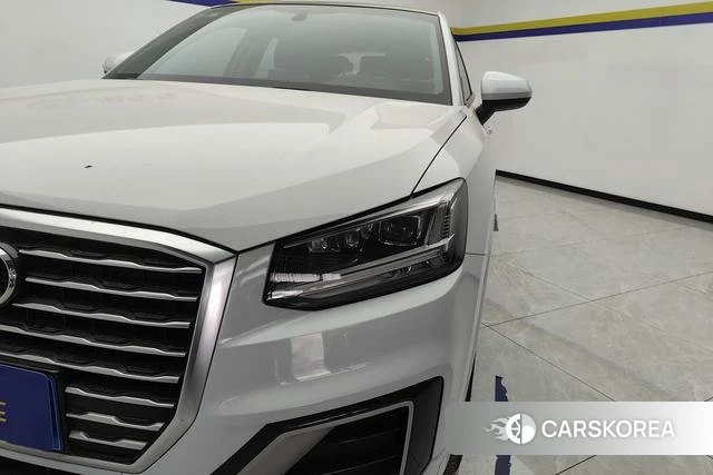 Audi Q2L id 3902322 из Китая 12