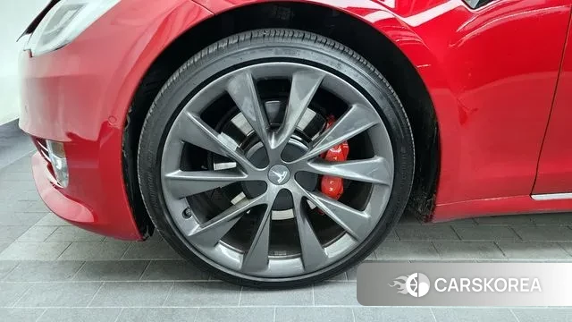 Tesla Model S id 3562876 из Кореи 15