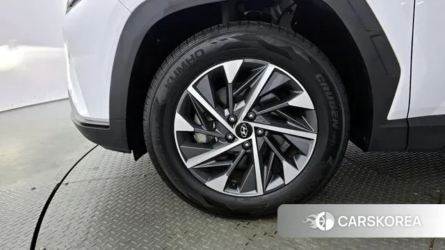 Hyundai Tucson (NX4) id 3378591 из Кореи 15