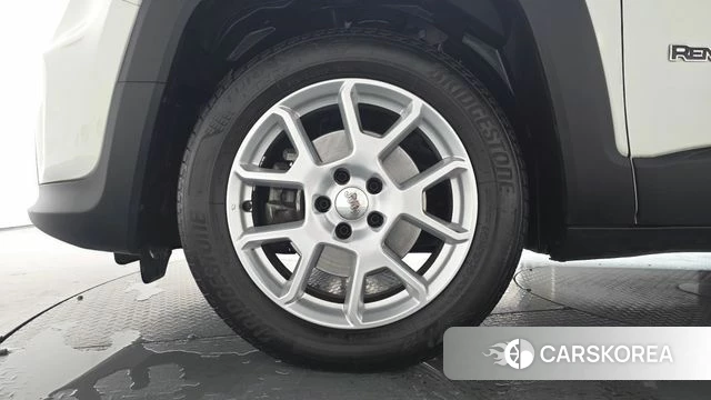 Jeep Renegade id 4572891 из Кореи 25
