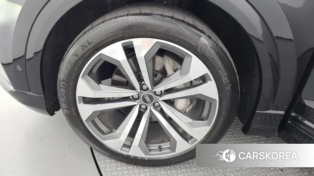 Audi Q8 (4M) id 3063059 из Кореи 15