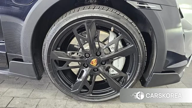 Porsche Taycan id 3614754 из Кореи 15