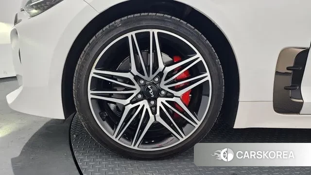 Kia Stinger Meister id 3528906 из Кореи 15