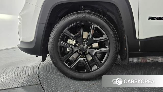 Jeep Renegade id 4549159 из Кореи 15
