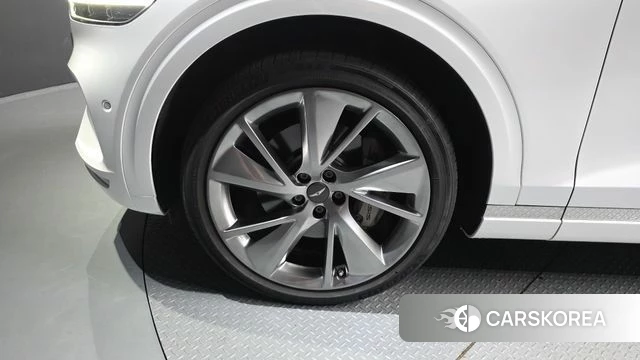 Genesis GV70 id 4609418 из Кореи 32