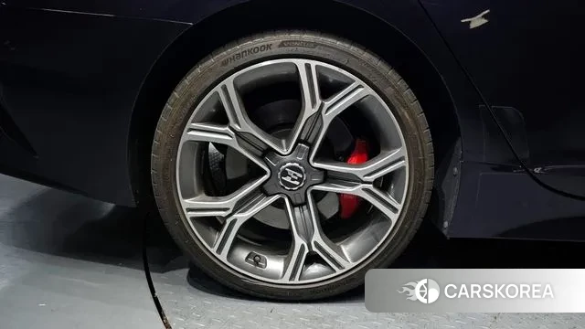 Kia Stinger id 3510110 из Кореи 15