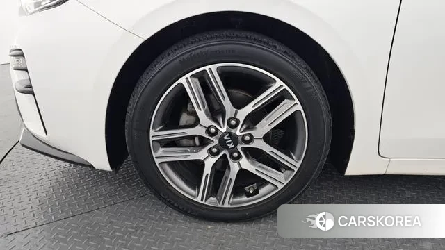 Kia Come New K3 id 3687711 из Кореи 15