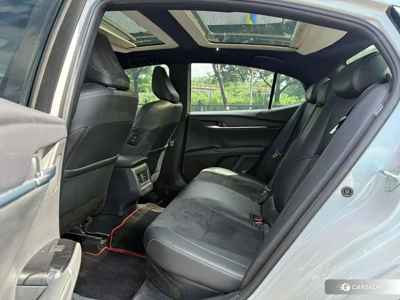 Toyota Camry 2024 Silver/gray из Китая, фото 5