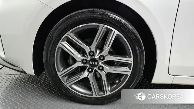 Kia Come New K3 id 3789772 из Кореи 15