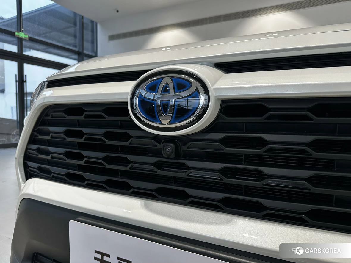 Toyota RAV4 Rongfang id 4420818 из Китая 19