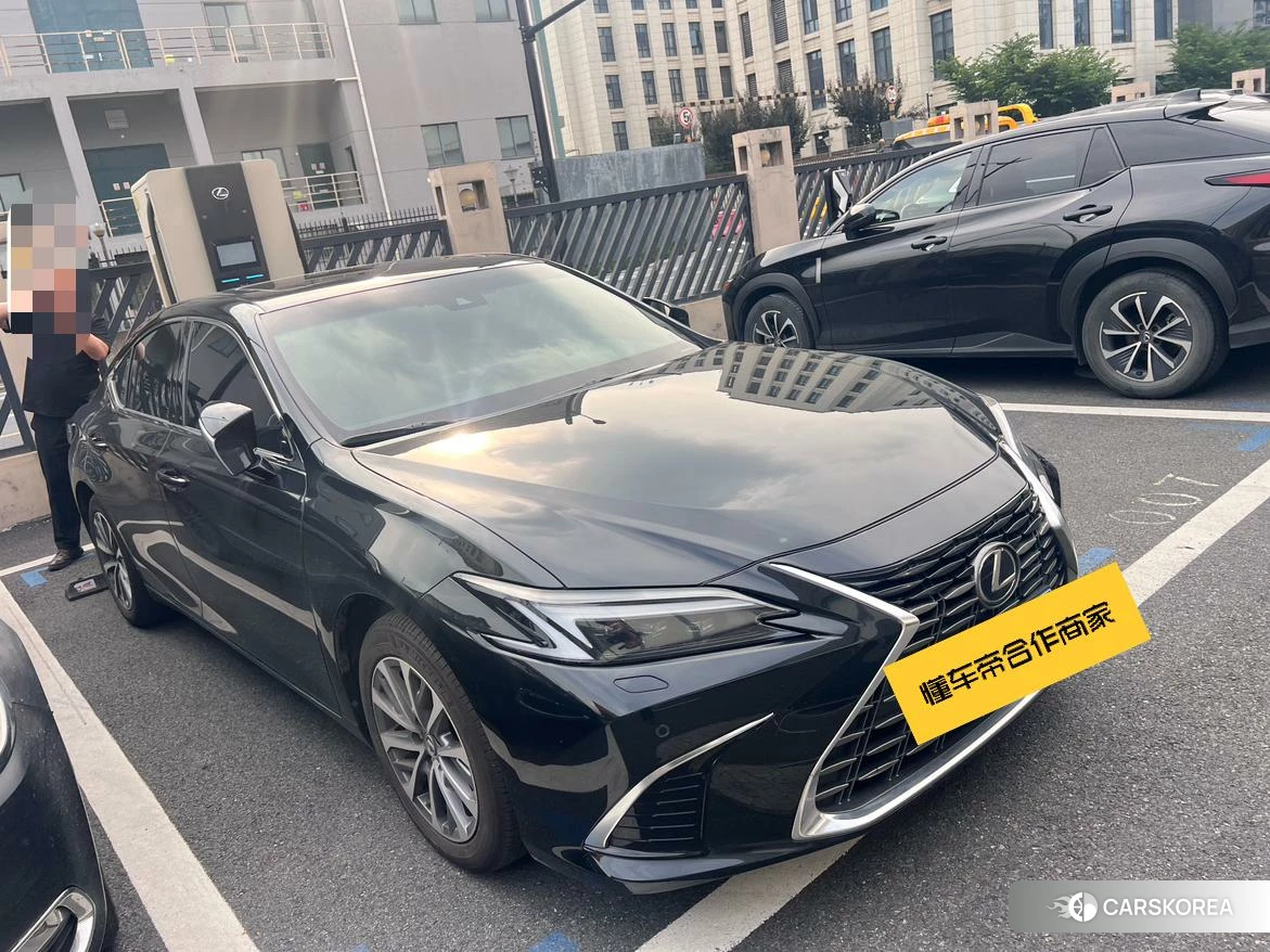Lexus ES 2024 Черный из Китая, фото 5