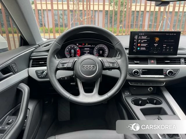 Audi A5 2021 Белый из Китая, фото 5