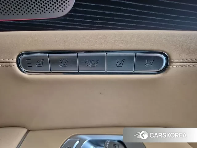 Genesis G90 (RS4) id 3472793 из Кореи 15