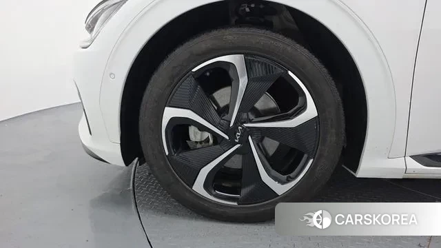 Kia EV6 id 3524397 из Кореи 15