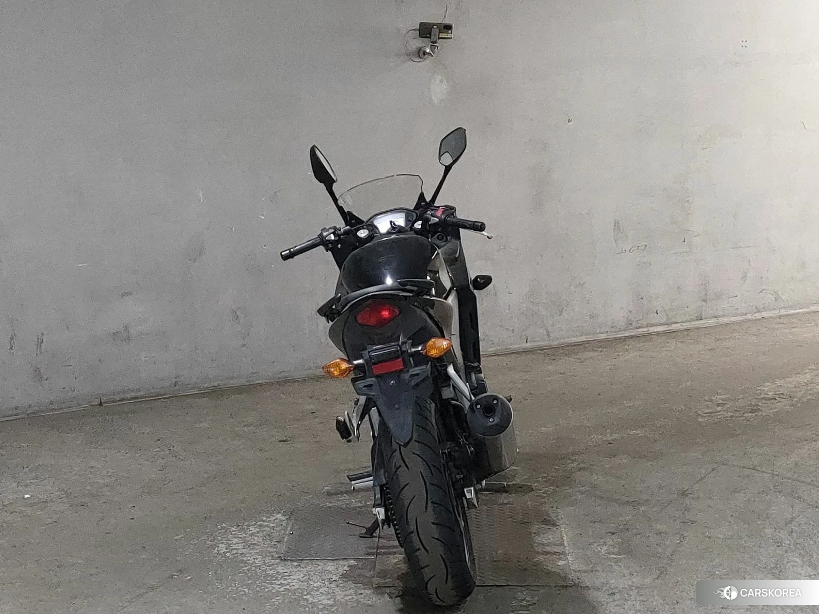 Проданный Honda CBR400R id 4184569 из Японии