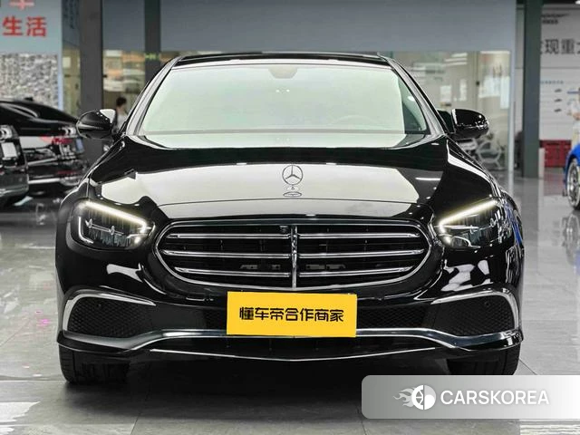 Mercedes-Benz E-class 2023 Черный из Китая, фото 5