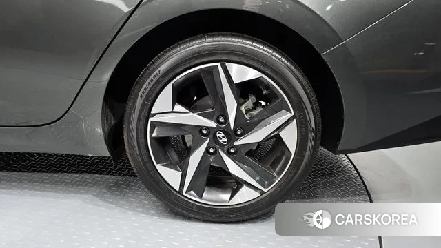 Hyundai Avante (CN7) id 3368009 из Кореи 15