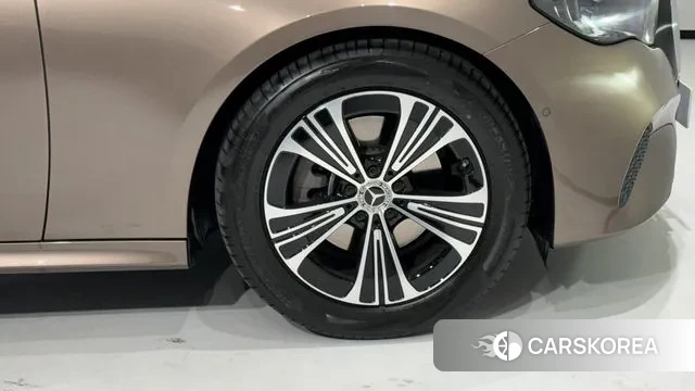 Mercedes-Benz E-Class W214 id 3619744 из Кореи 15