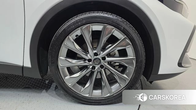 Toyota Crown Crossover id 4329574 из Кореи 29