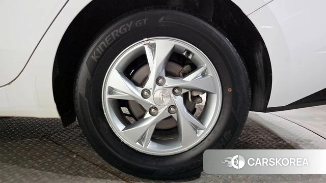 Hyundai Avante (CN7) id 3844025 из Кореи 15