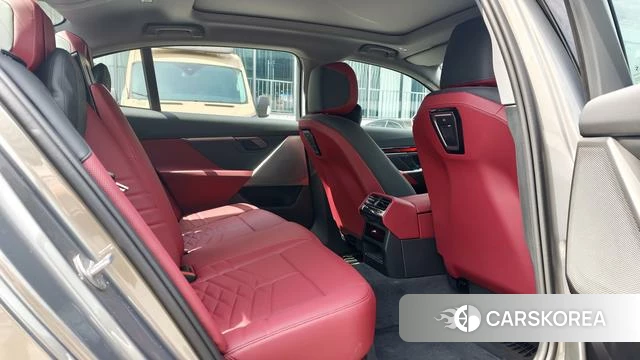 BMW i5 id 4278360 из Китая 12