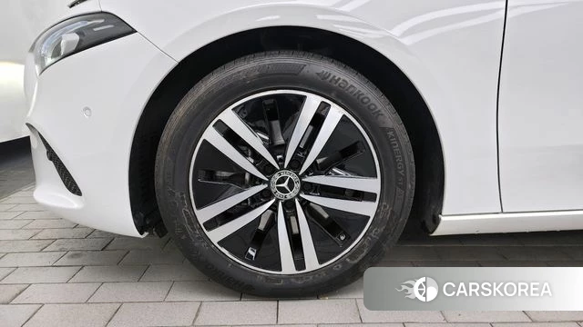 Mercedes-Benz A-Class W177 id 3838842 из Кореи 15