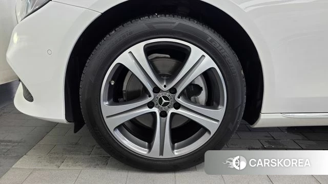 Mercedes-Benz E-Class W213 id 4642799 из Кореи 30