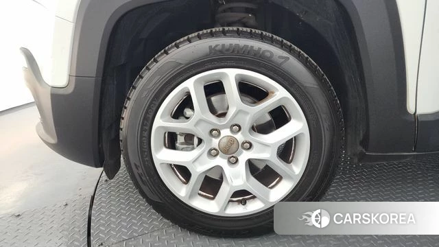 Jeep Renegade id 3937055 из Кореи 15