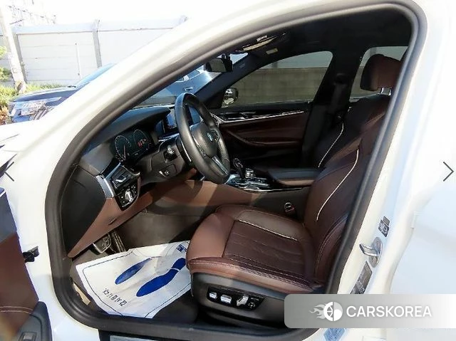 BMW 5 Series (G30) id 3899535 из Кореи 15