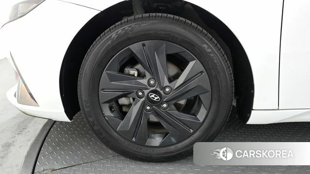 Hyundai Avante Hybrid (CN7) id 3904075 из Кореи 15