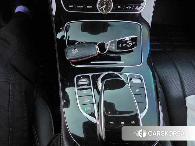 Mercedes-Benz E-Class W213 id 3861567 из Кореи 10