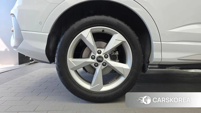 Audi Q3 (F3) id 4762362 из Кореи 28