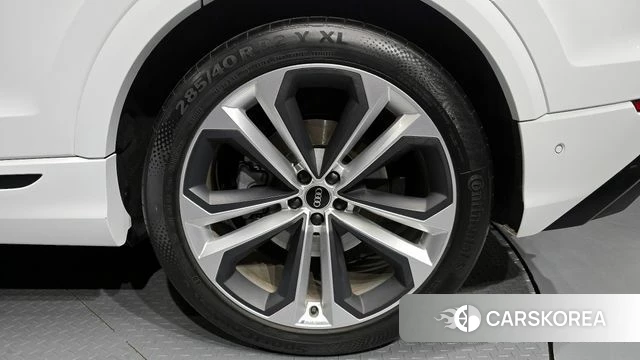 Audi Q8 (4M) id 3831360 из Кореи 15